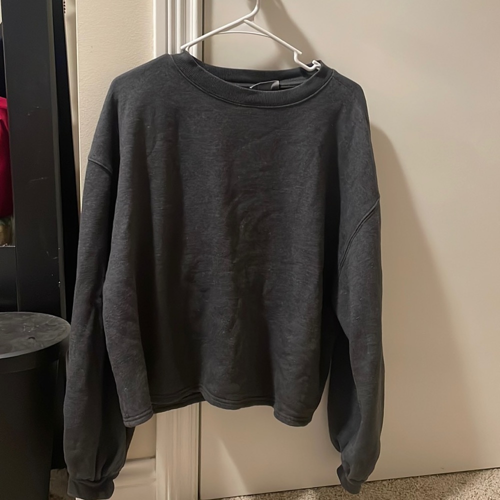 Women’s size XL dark gray crop top sweater